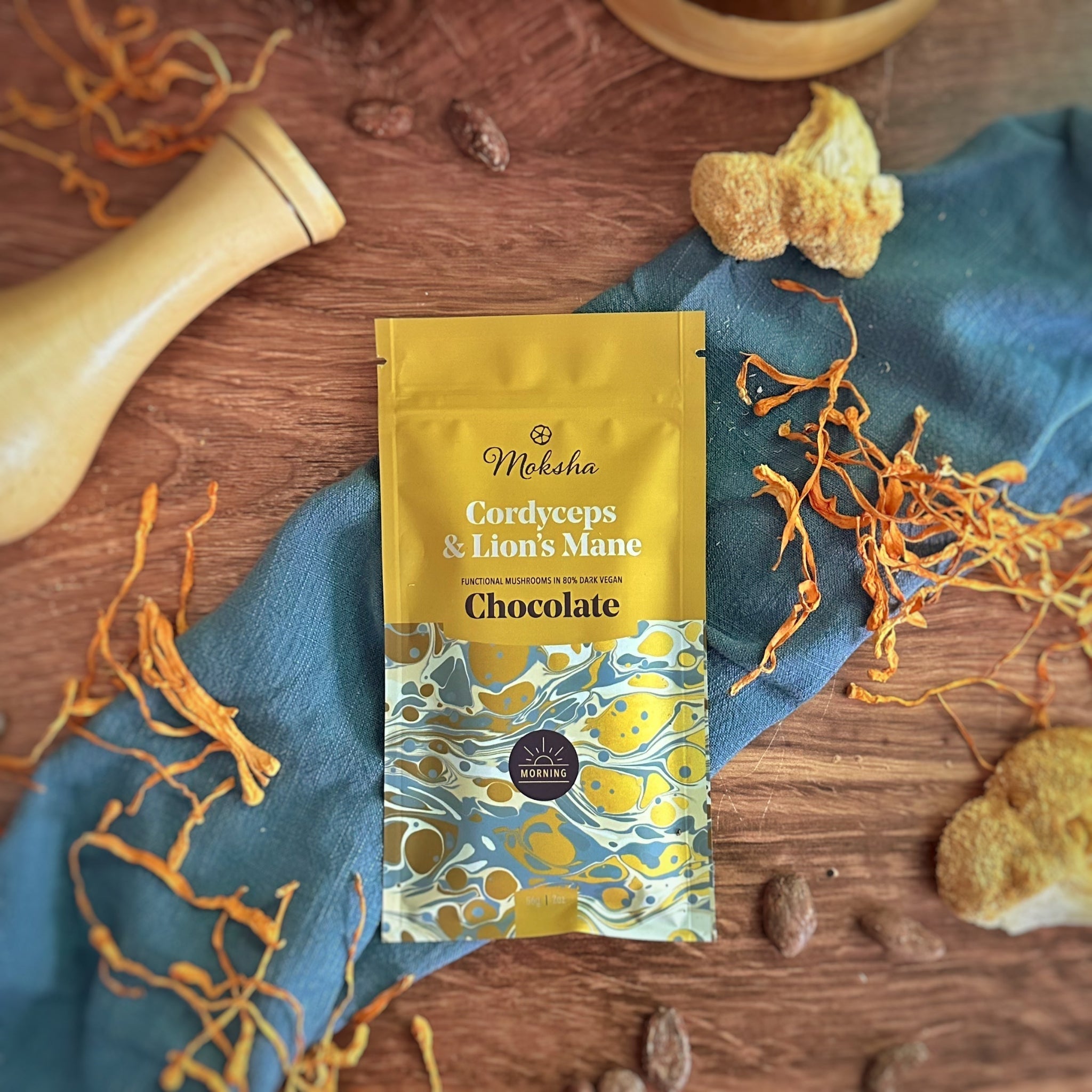 lions mane and cordyceps bar on a blue towel